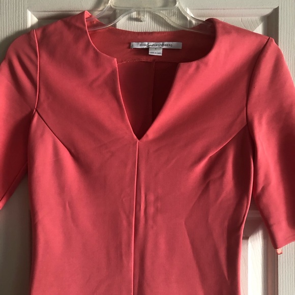 Diane von Furstenburg coral dress 0 - Picture 2 of 9